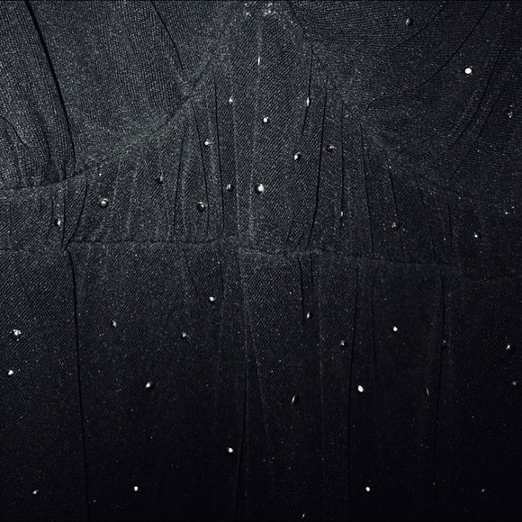 Express 💫 Chic Top ✨ - Picture 2 of 6